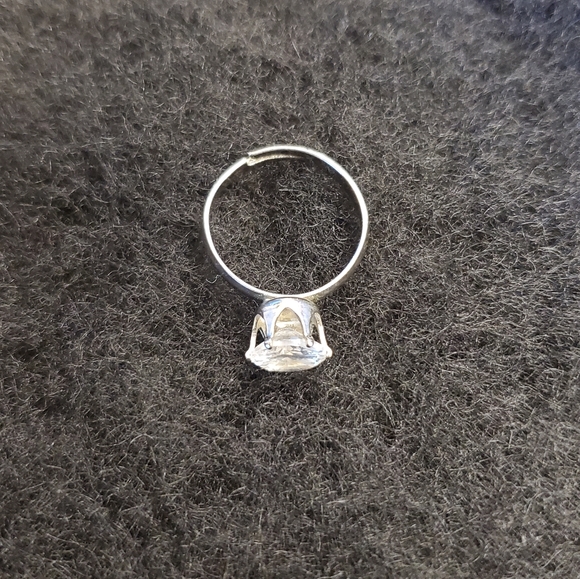 Silver-toned adjustable ring. - Picture 2 of 3